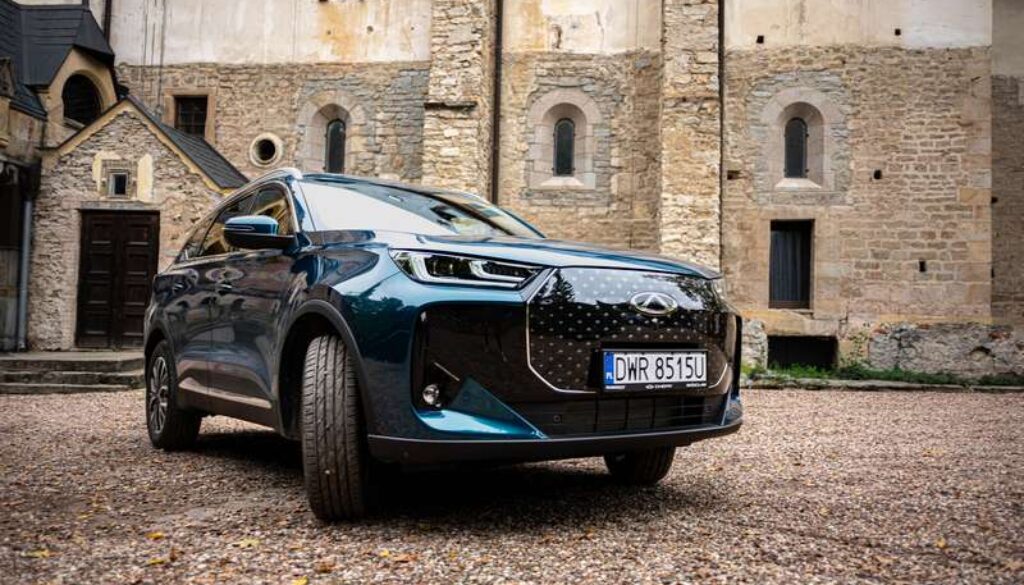 Na jakich oponach zamówić nowe auto z salonu?